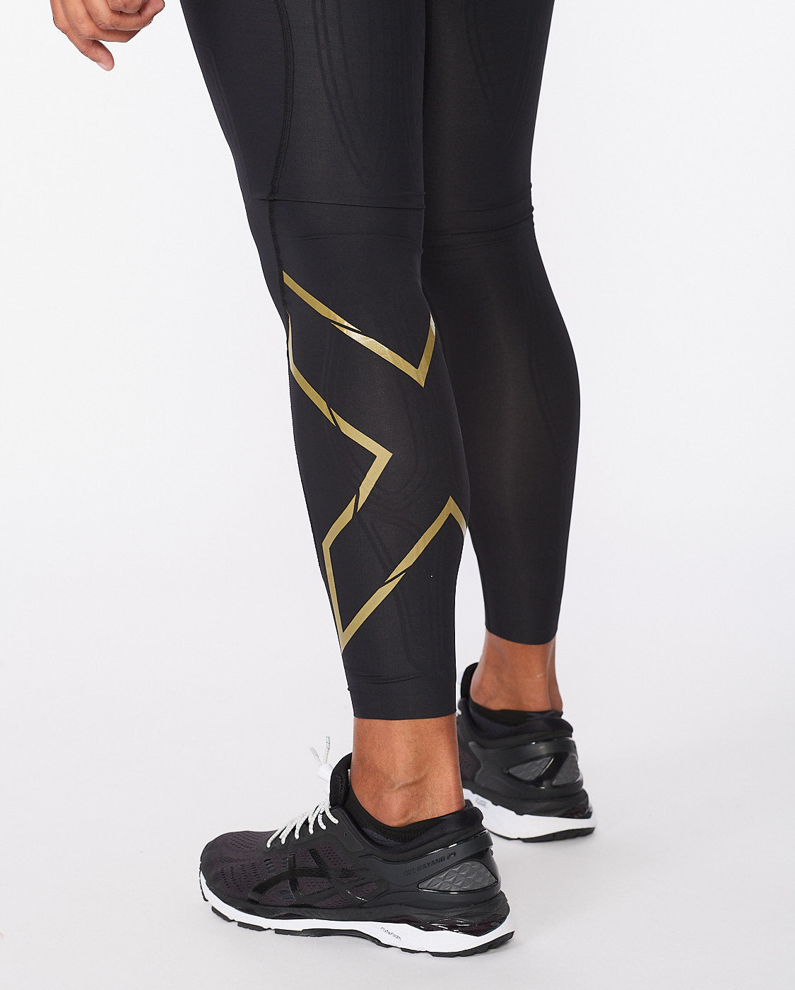 black/gold