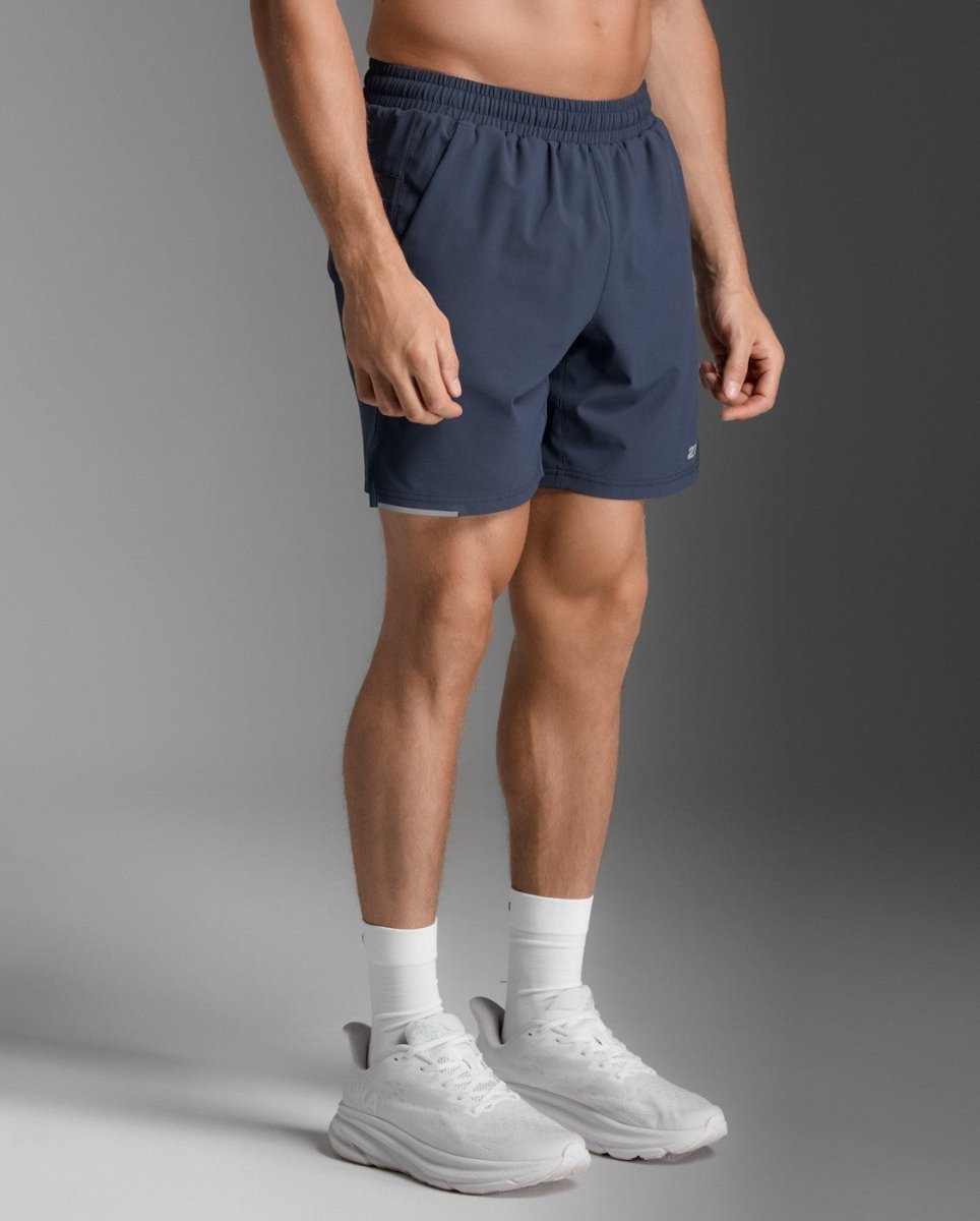 Aeroe 7 Inch Short Running shorts Men - midnight/silver reflective