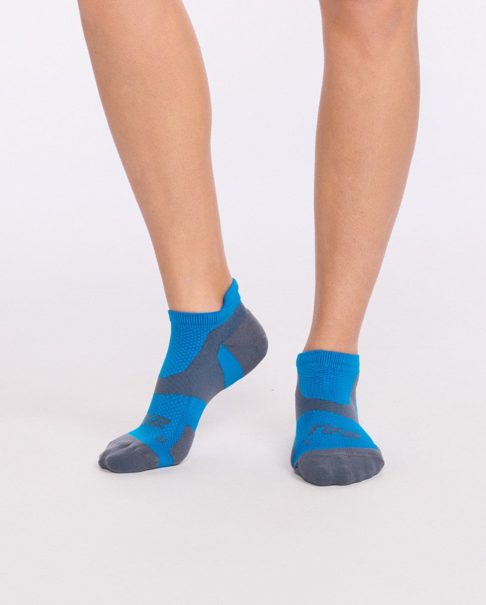 vibrant blue/grey