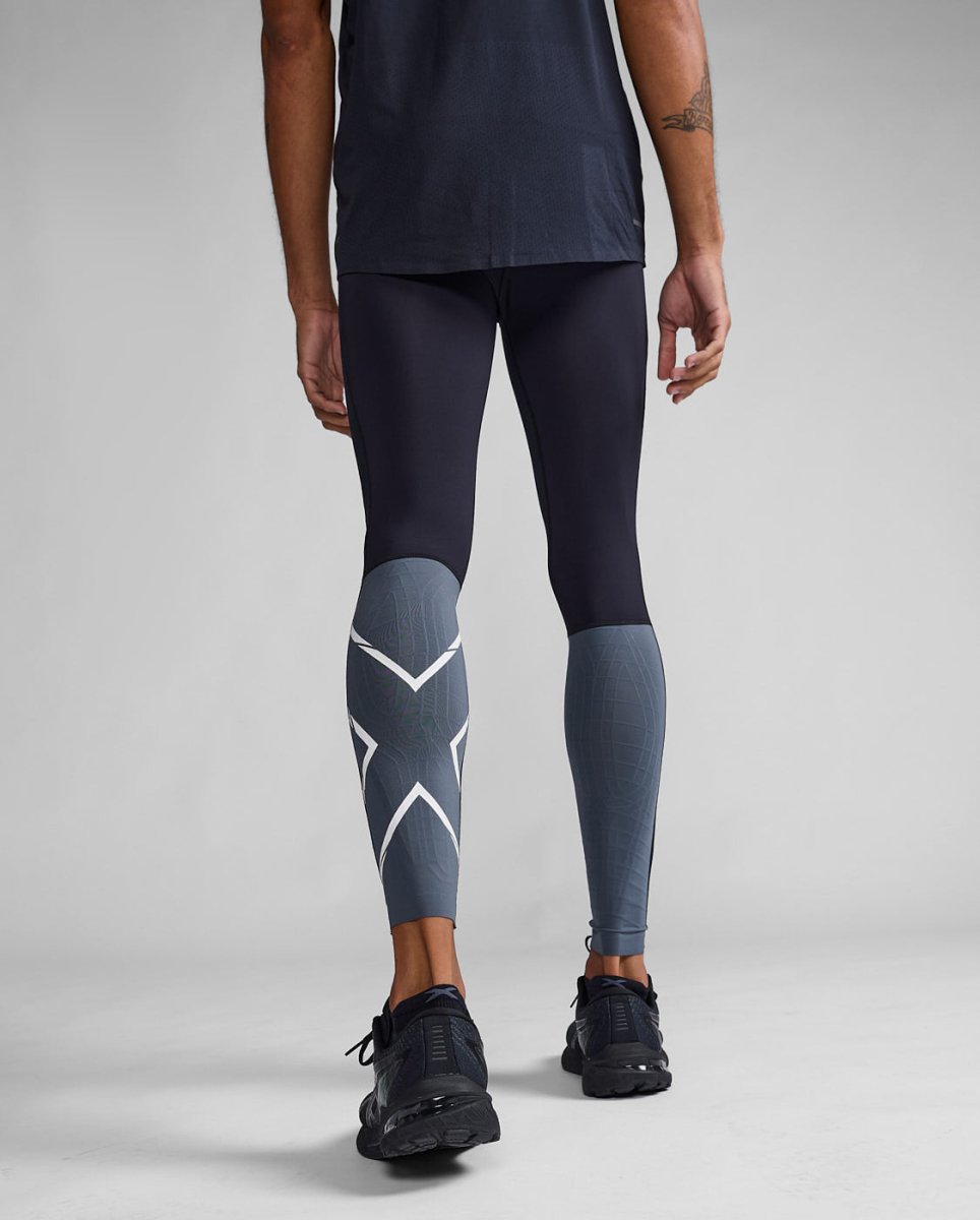 2XU Collants de compression Accelerate noir/argent - M 2XU Collants de compression Accelerate noir/argent - M