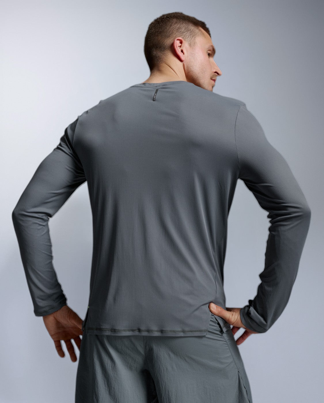 Aero Trail Long Sleeve Laufshirt Herren - turbulence/black reflective