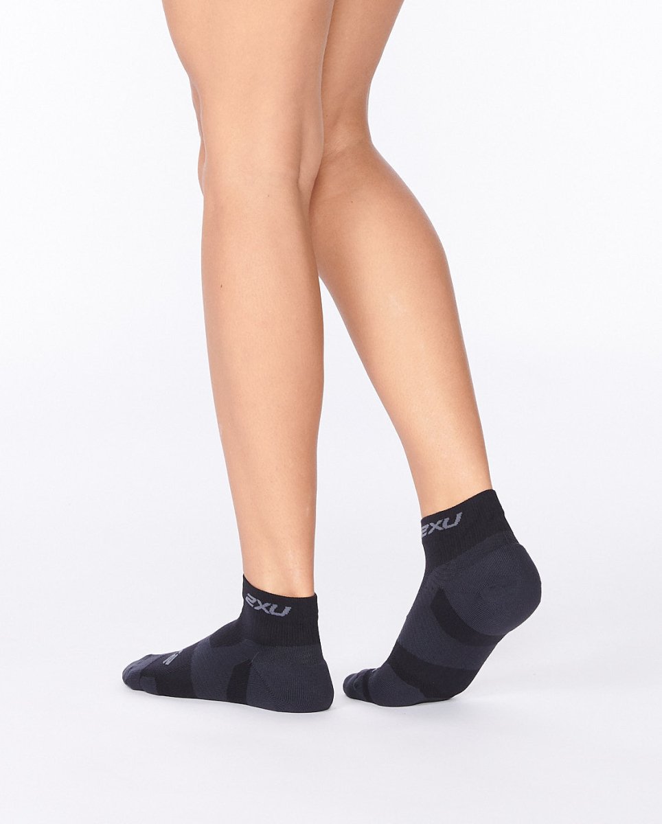 VECTR 1/4 crew sock Compression socks - black/titanium