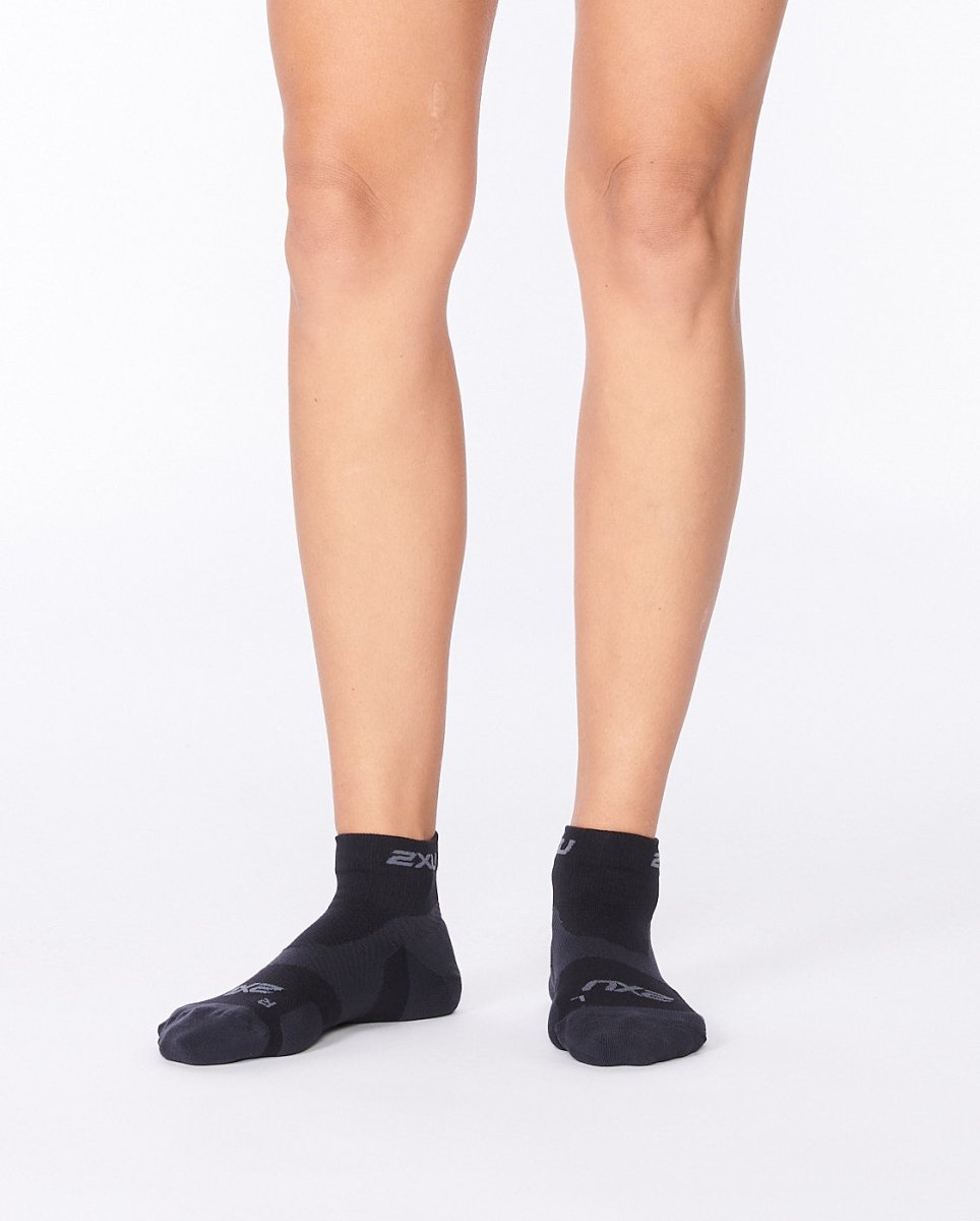 VECTR 1/4 crew sock Compression socks - black/titanium