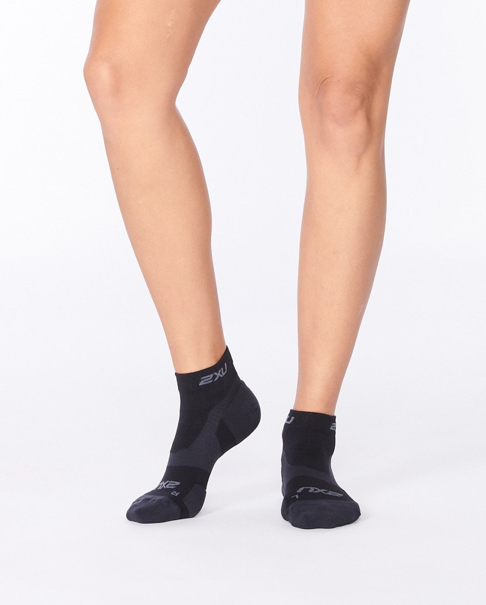 VECTR 1/4 crew sock Compression socks - black/titanium