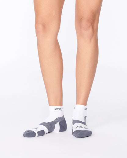 VECTR 1/4 crew sock Compression socks - white/grey